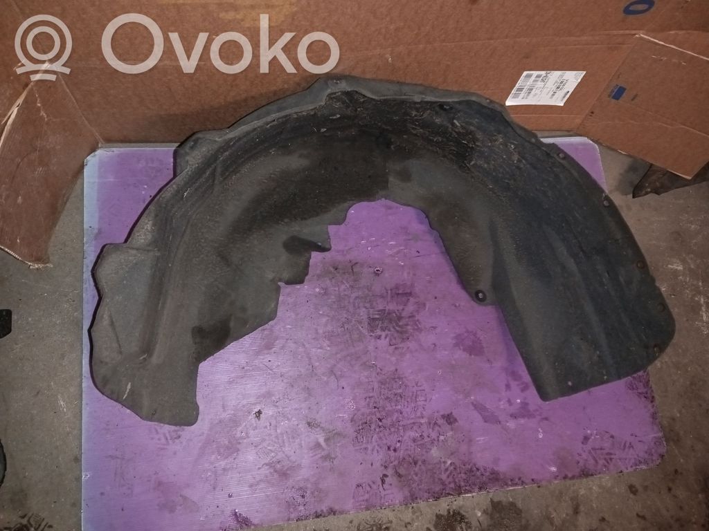 Takapyörän sisälokasuojat   EM2BR280K74