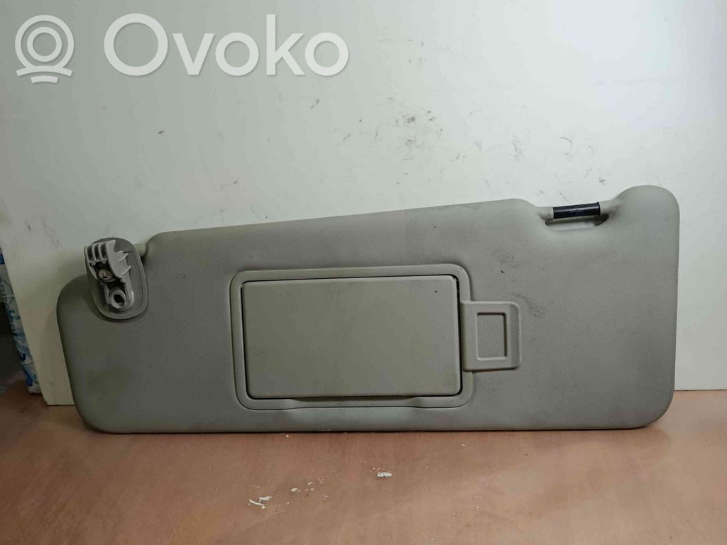 Sun visor