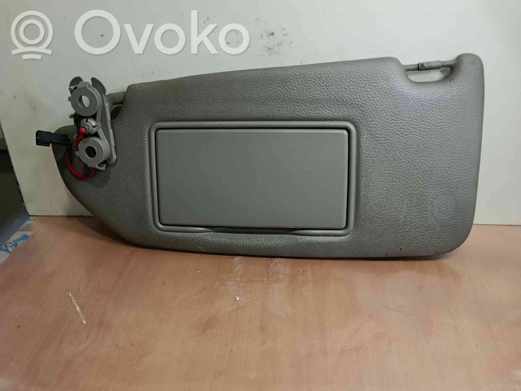 Sun visor