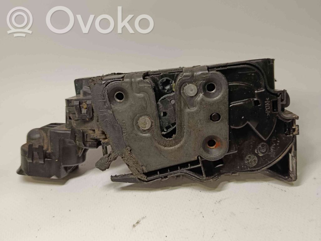 Priekinė durų spyna   805037644R,16943026B,4PINOS