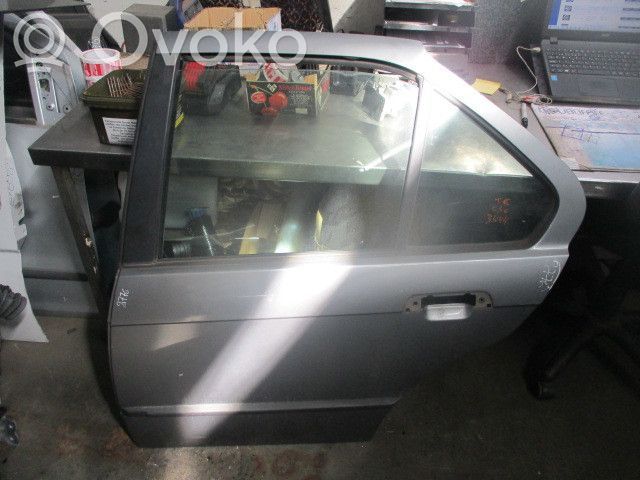Aizmugurējās durvis   POR2776