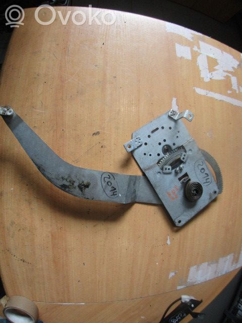 Front window lifting mechanism without motor   ELEVSM2014