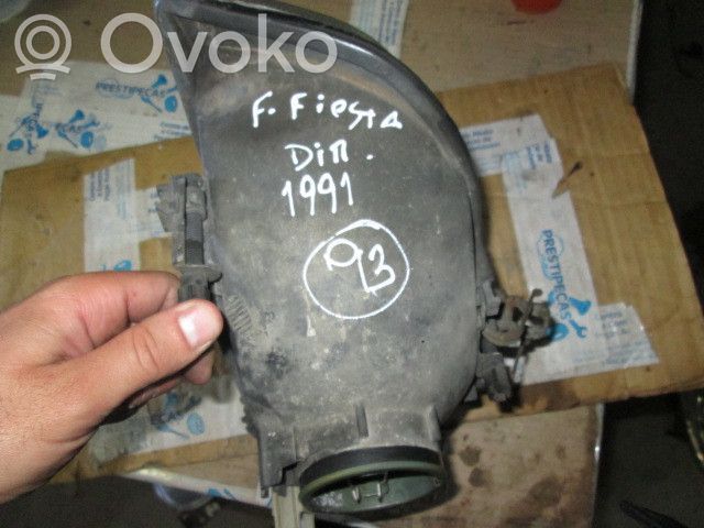 Ford Fiesta Phare frontale 