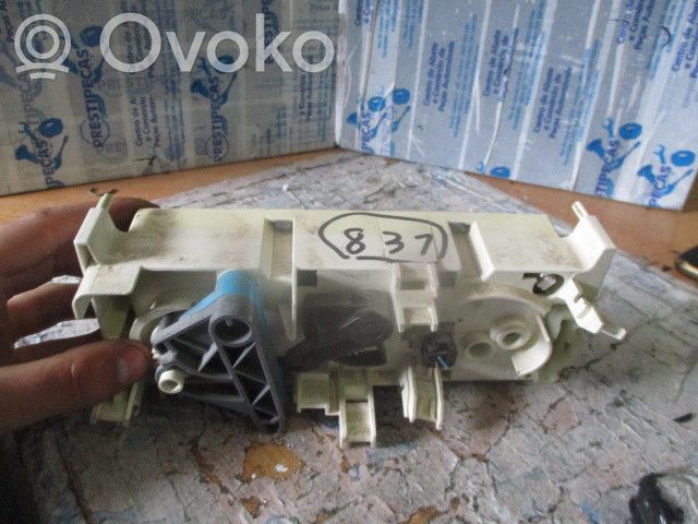 Climate control unit   030807DA