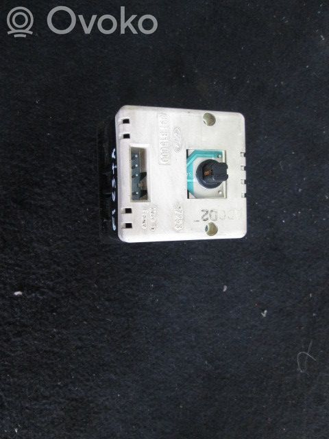 Screen/display/small screen   89FB15000