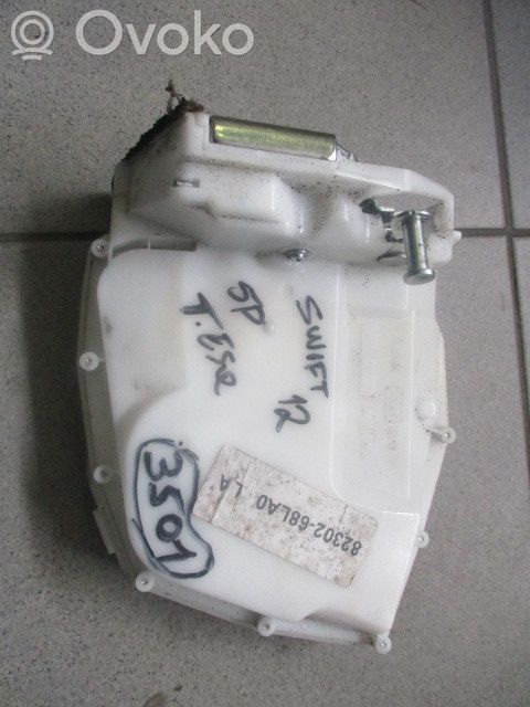 Suzuki Swift II Zamek drzwi tylnych 