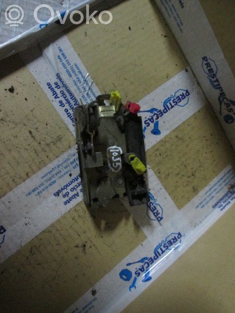 Renault 19 Front door lock 