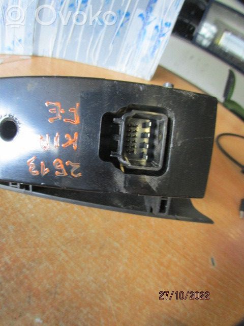 KIA Carnival Electric window control switch 