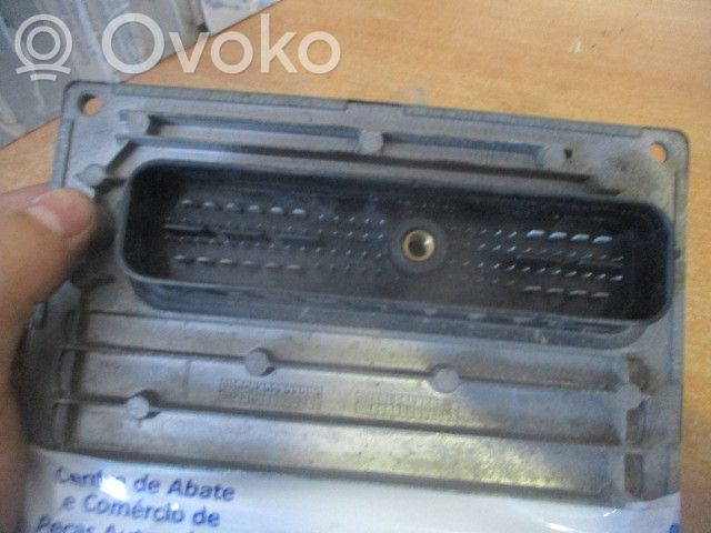 Unidad de control/módulo del motor   4S6112A650NC