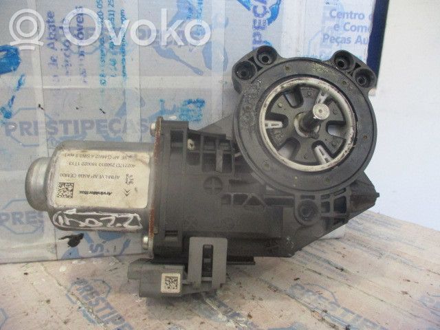 Front door window regulator motor   402217D