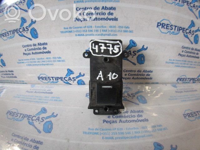 Electric window control switch   35770SWAG01