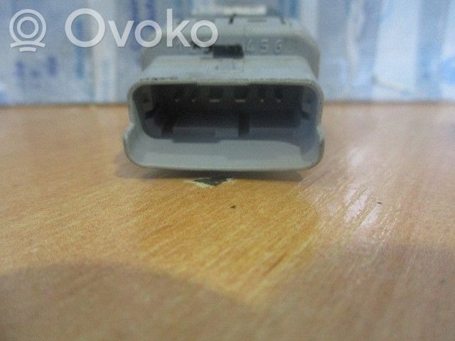 Front door window regulator motor   440787D