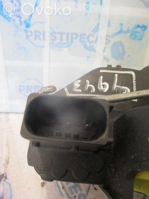 Opel Insignia A Zamek drzwi tylnych 