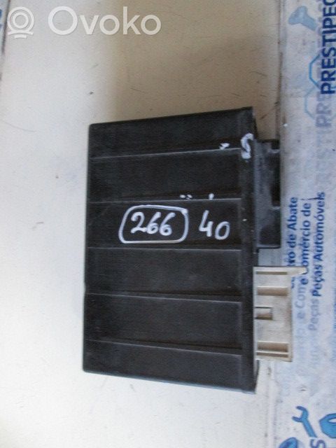 Centrinio užrakto valdymo blokas   61351382425