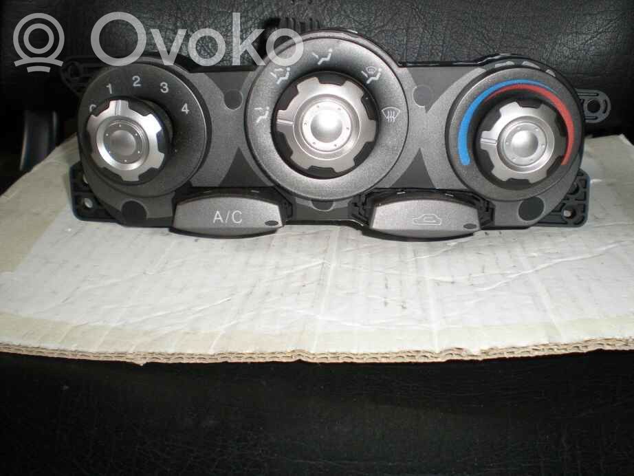 Hyundai Coupe Climate control unit 