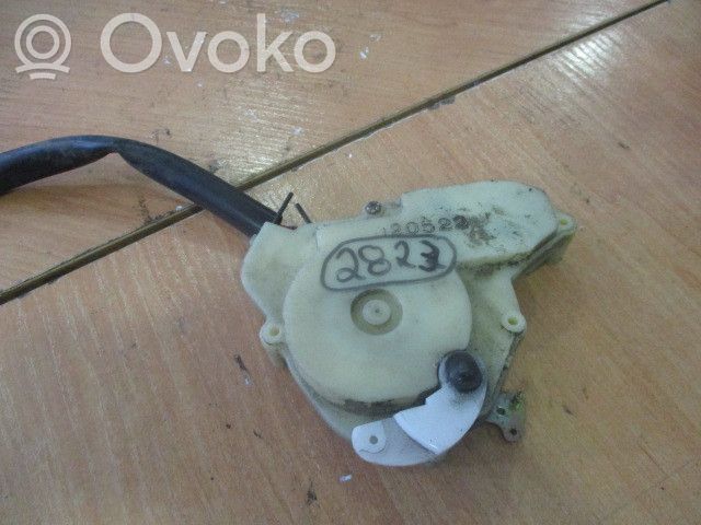 Zamek drzwi przednich   FEC2823
