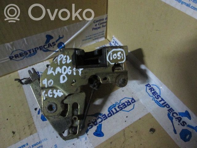Aizmugurē slēdzene   07997793