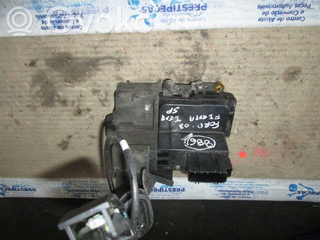 Ford Fiesta Takaoven lukko 