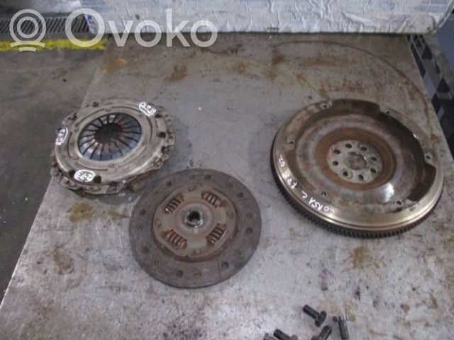 Kupplungssatz   8972280420,8244234590,SACHS