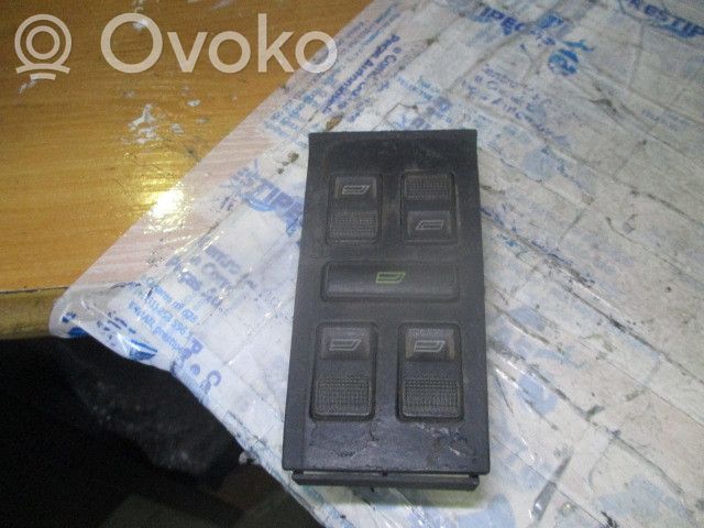 Opel Combo D Electric window control switch 