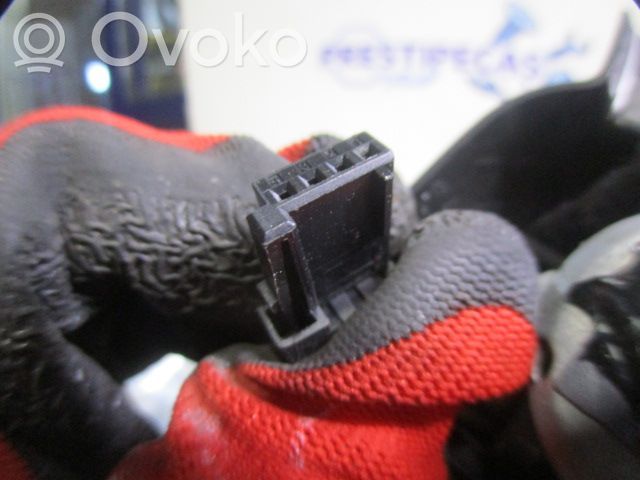 Rear view mirror (interior)   ESP4677