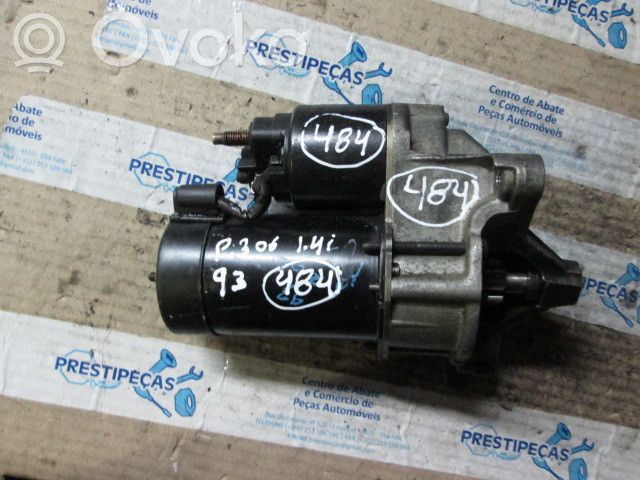 Starteris   D6RA57
