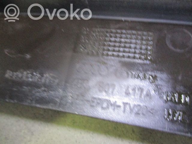 Audi A8 S8 D2 4D Takapuskurin alaosan lista 