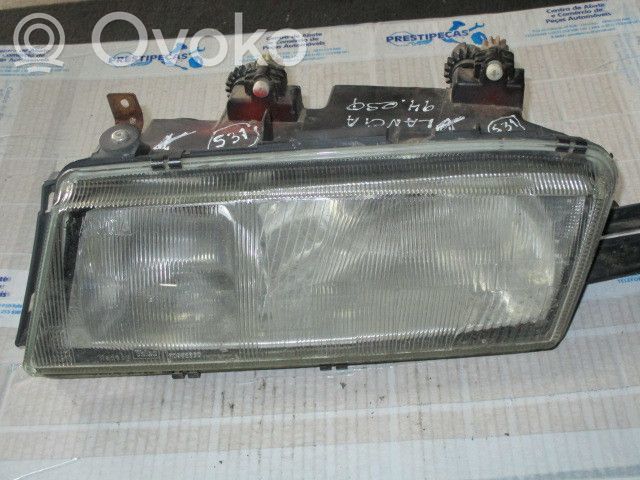 Lancia Delta Phare frontale 