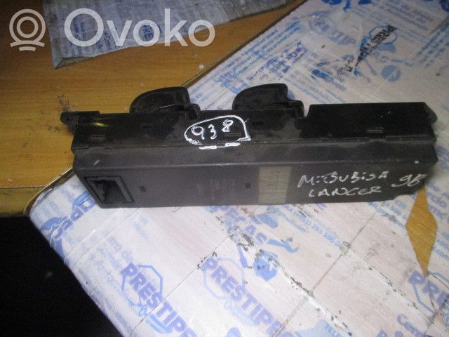 Electric window control switch   MR194825