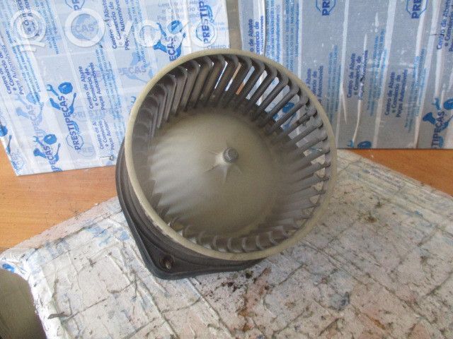 Mazā radiatora ventilators   YA26016