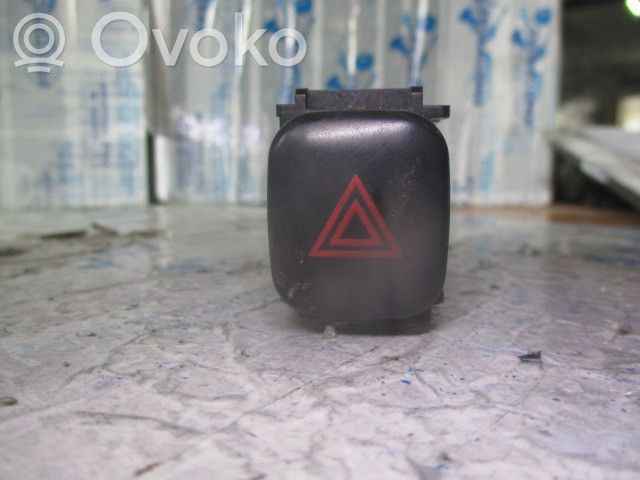 Hazard light switch   153218,4PISCAS