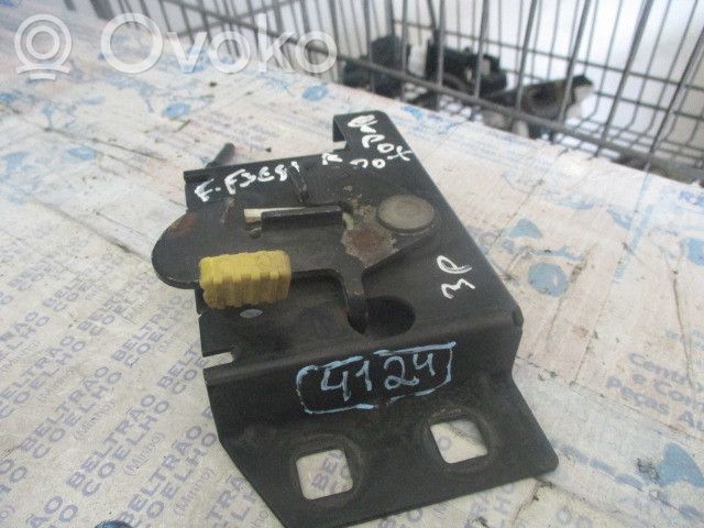 Ford Fiesta Engine bonnet/hood lock/latch loop/hook 