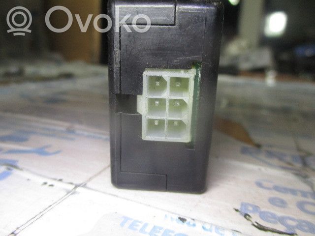 Light switch   96552841