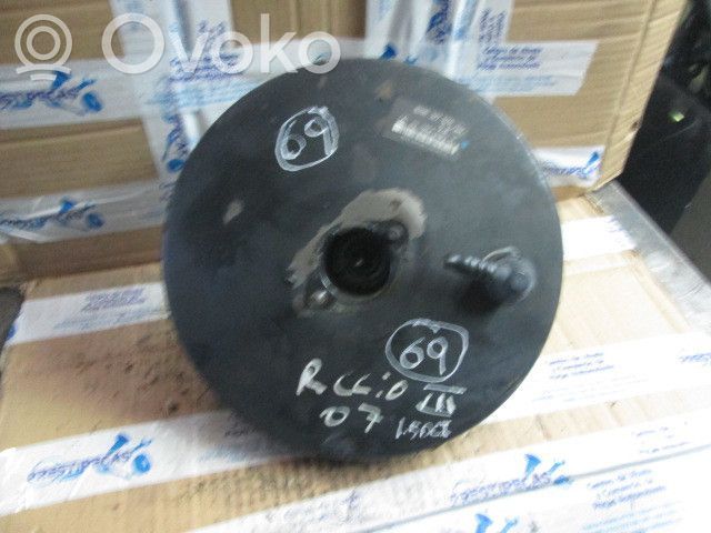 Renault Clio III Bremskraftverstärker 