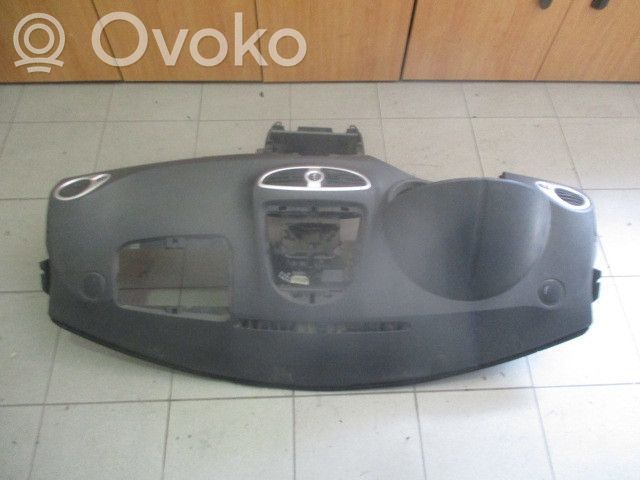 Dashboard   8200836949