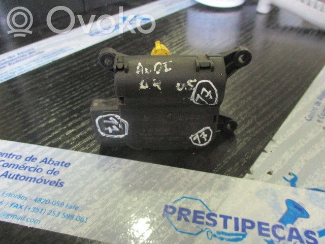 Audi RS4 B7 Motor/actuator clapetă aer 