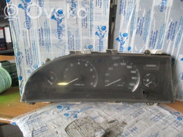 Toyota Corolla E90 Speedometer (instrument cluster) 