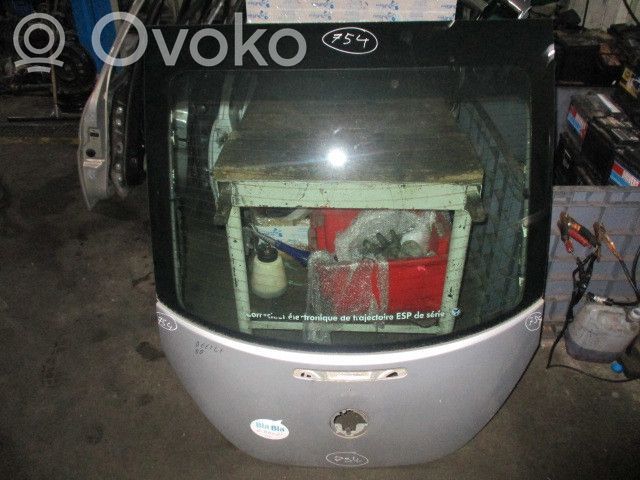 Tailgate/trunk/boot lid   MALA754,3P