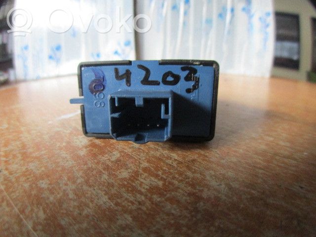 Interruptor del elevalunas eléctrico   INTER4203
