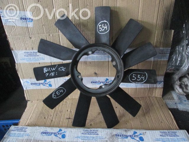 Elektrinis radiatorių ventiliatorius   17233639,3P