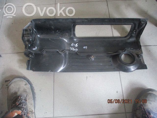 Couvercle cache moteur   137122497170