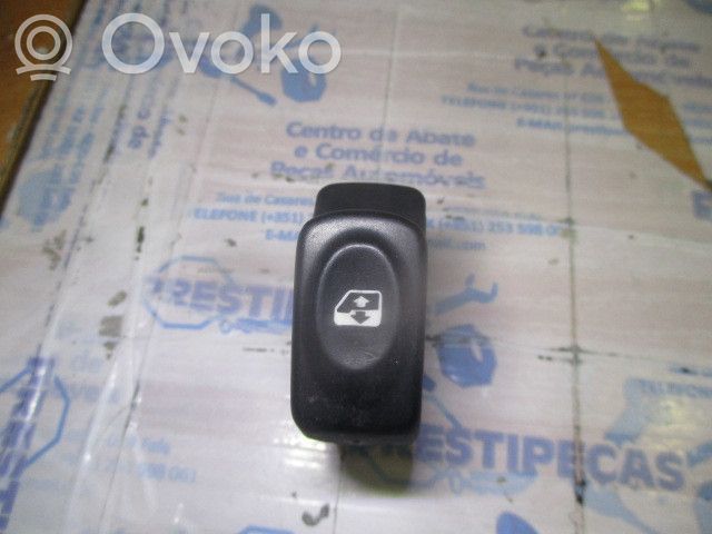 Renault Kangoo I Electric window control switch 