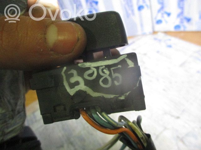 Sėdynių reguliavimo jungtukas (-ai)   15562702,REGULADORBANCODRT