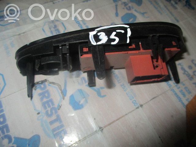 Citroen C3 Cruise control switch 