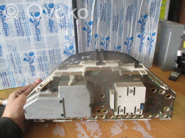 Citroen Xsara Speedometer (instrument cluster) 