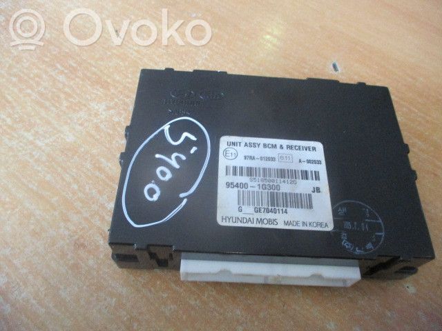 Unité de commande / module de verrouillage centralisé porte   954001G300