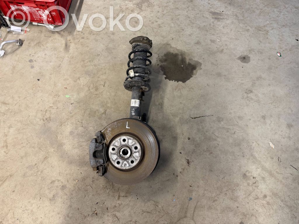 Volkswagen PASSAT B8 USA Zwrotnica koła przedniego 