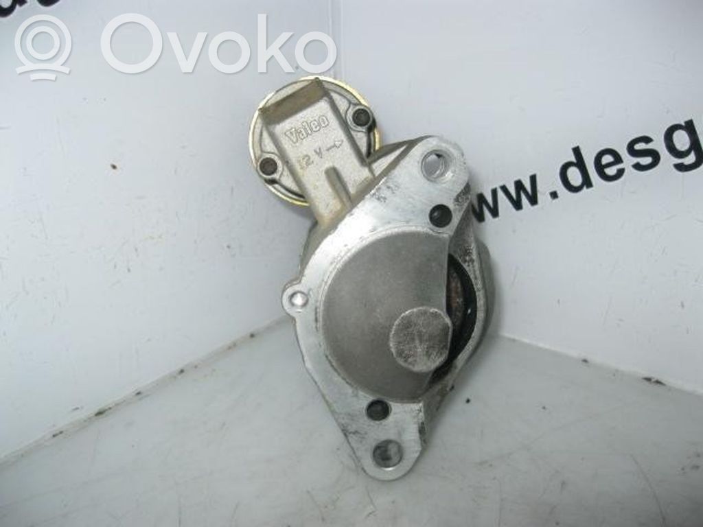 Renault Clio II Starteris 