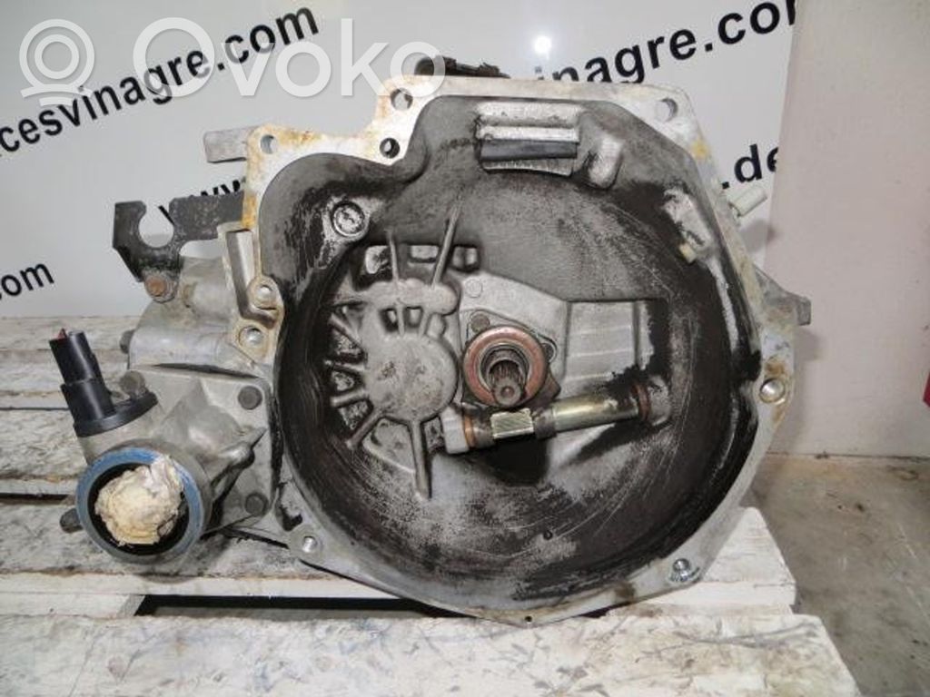 Chrysler Voyager Manual 5 speed gearbox 