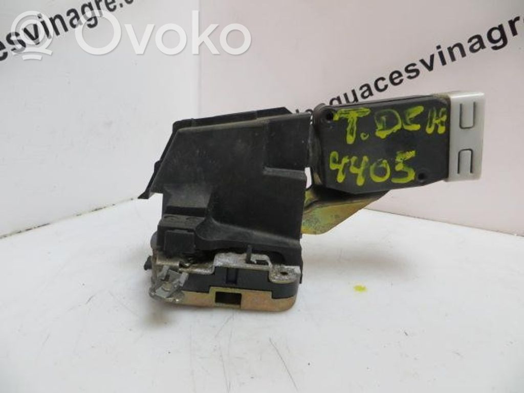 Mitsubishi Carisma Rear door lock 